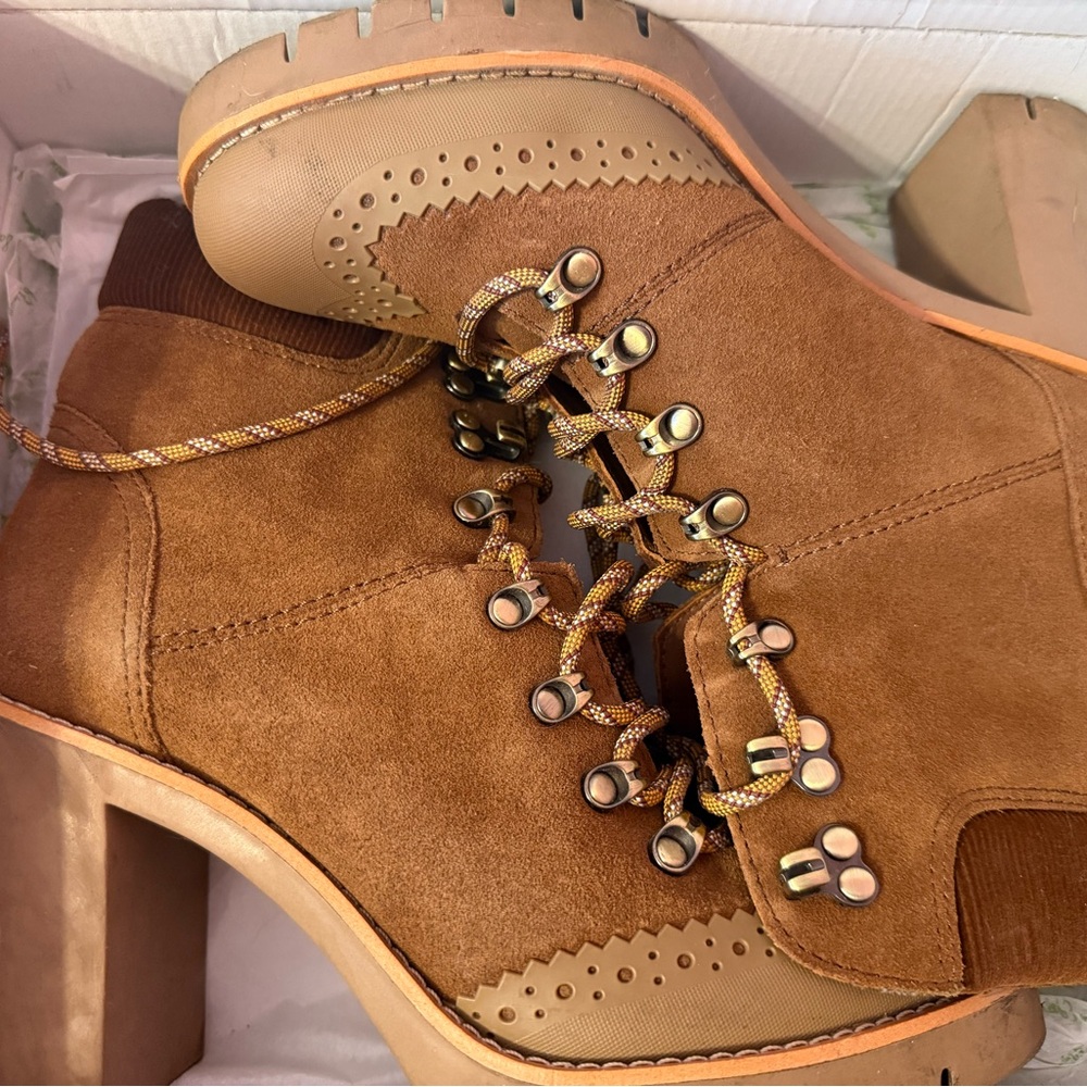 Tommy Hilfiger Lace Up Boots